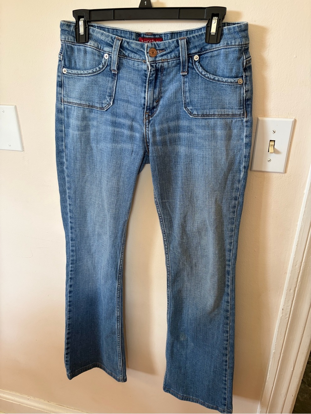 Vintage Levis woman’s Light Blue bootcut jeans size 6M